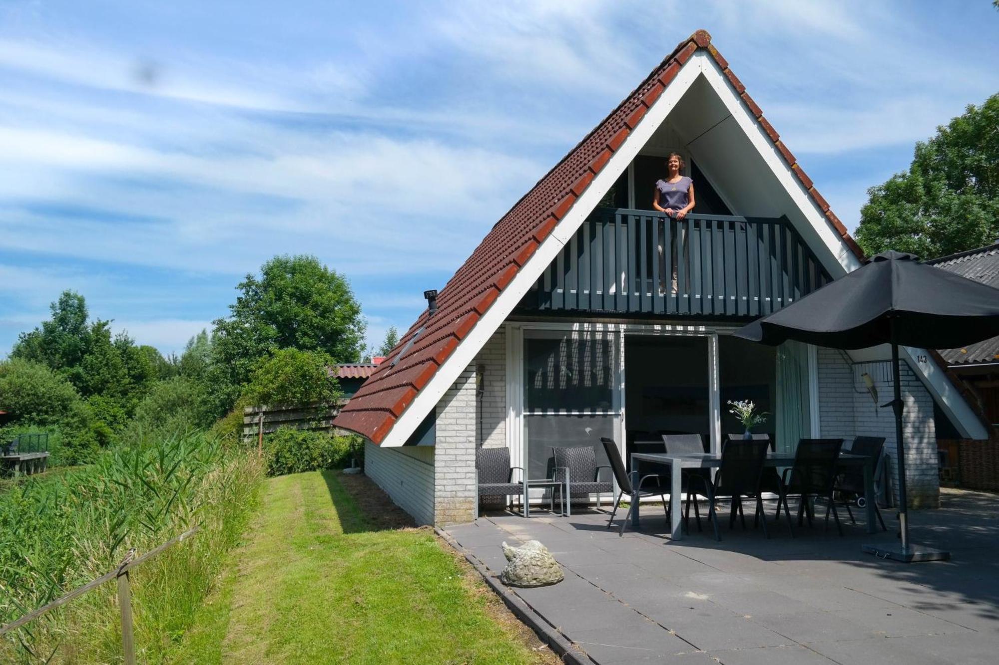 Sonnenhaus 6 Pers House With Sunny Terrace At A Typical Dutch Canal & By Lauwersmeer Lake. Anjum Eksteriør bilde