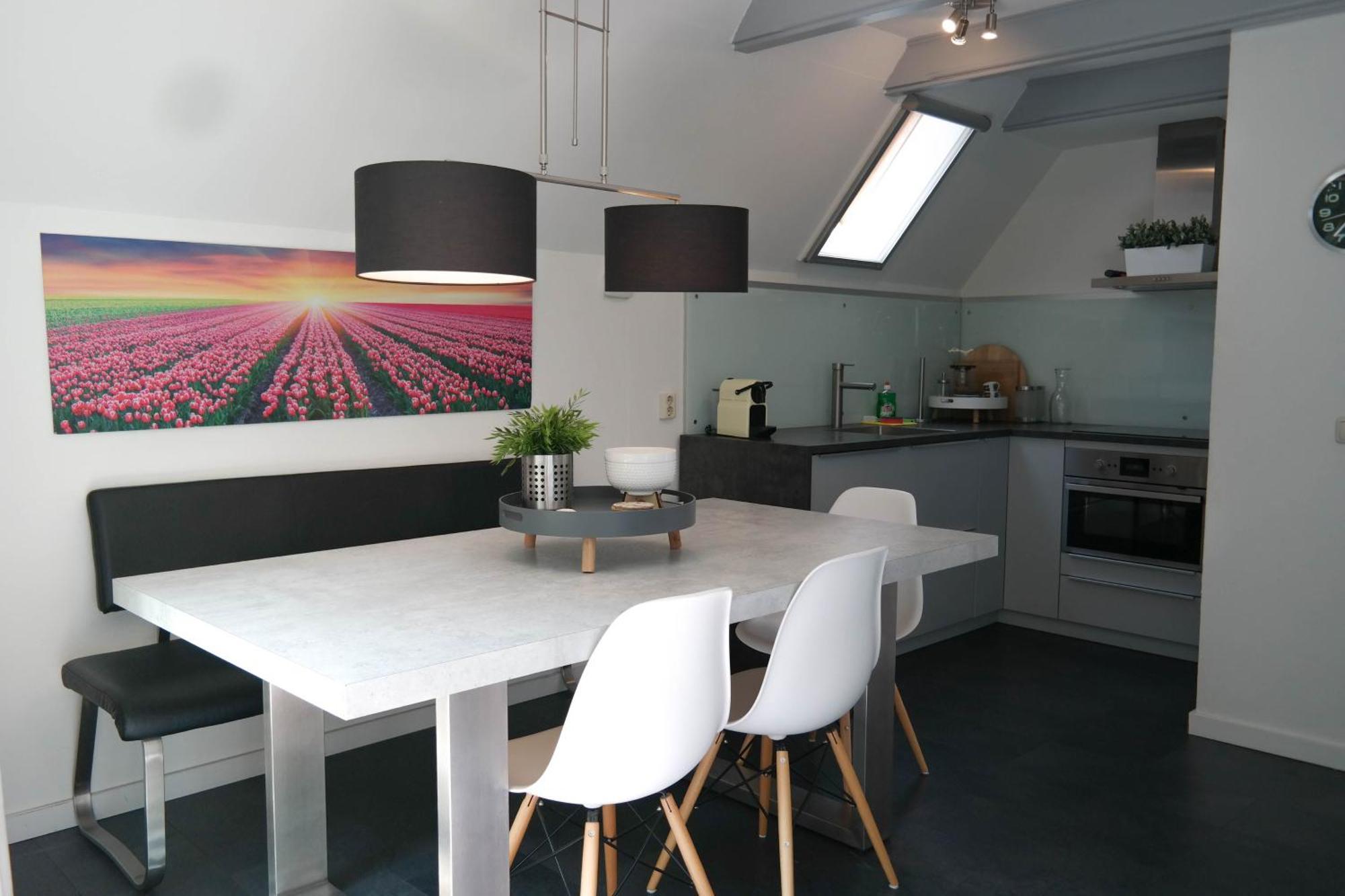 Sonnenhaus 6 Pers House With Sunny Terrace At A Typical Dutch Canal & By Lauwersmeer Lake. Anjum Eksteriør bilde