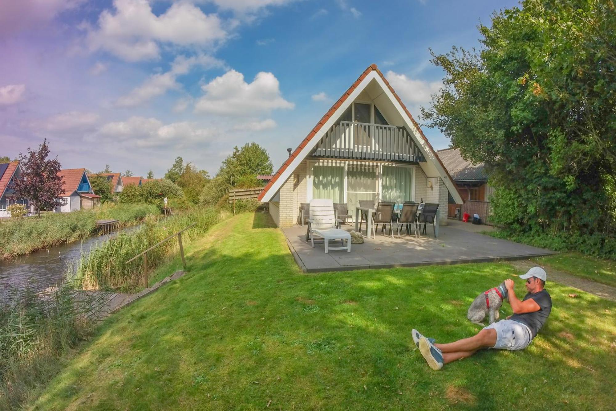 Sonnenhaus 6 Pers House With Sunny Terrace At A Typical Dutch Canal & By Lauwersmeer Lake. Anjum Eksteriør bilde