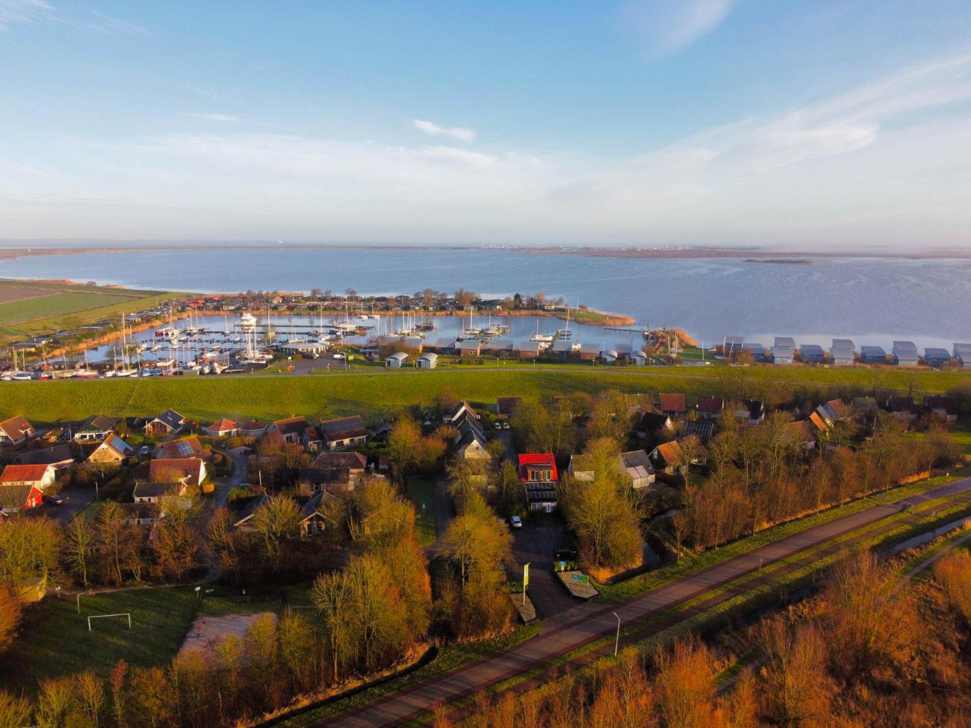 Sonnenhaus 6 Pers House With Sunny Terrace At A Typical Dutch Canal & By Lauwersmeer Lake. Anjum Eksteriør bilde